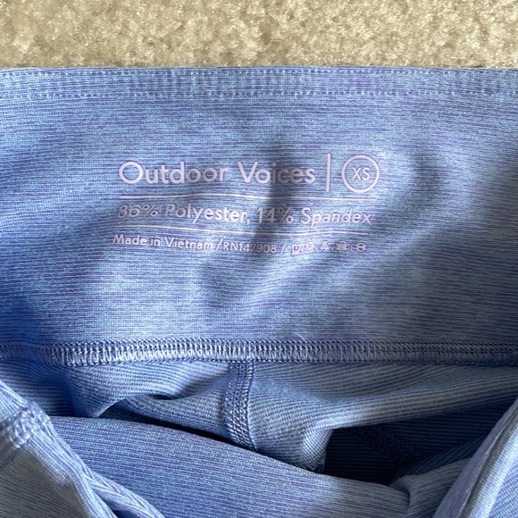 Blue Outdoor Voices Leggings - Picture 2 of 2